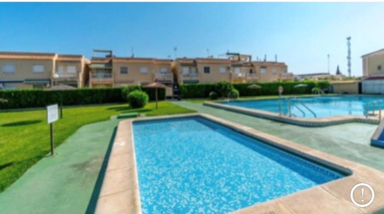 2 Bed Apartment In Paraje Natural Fase 1, Torrevieja Extérieur photo