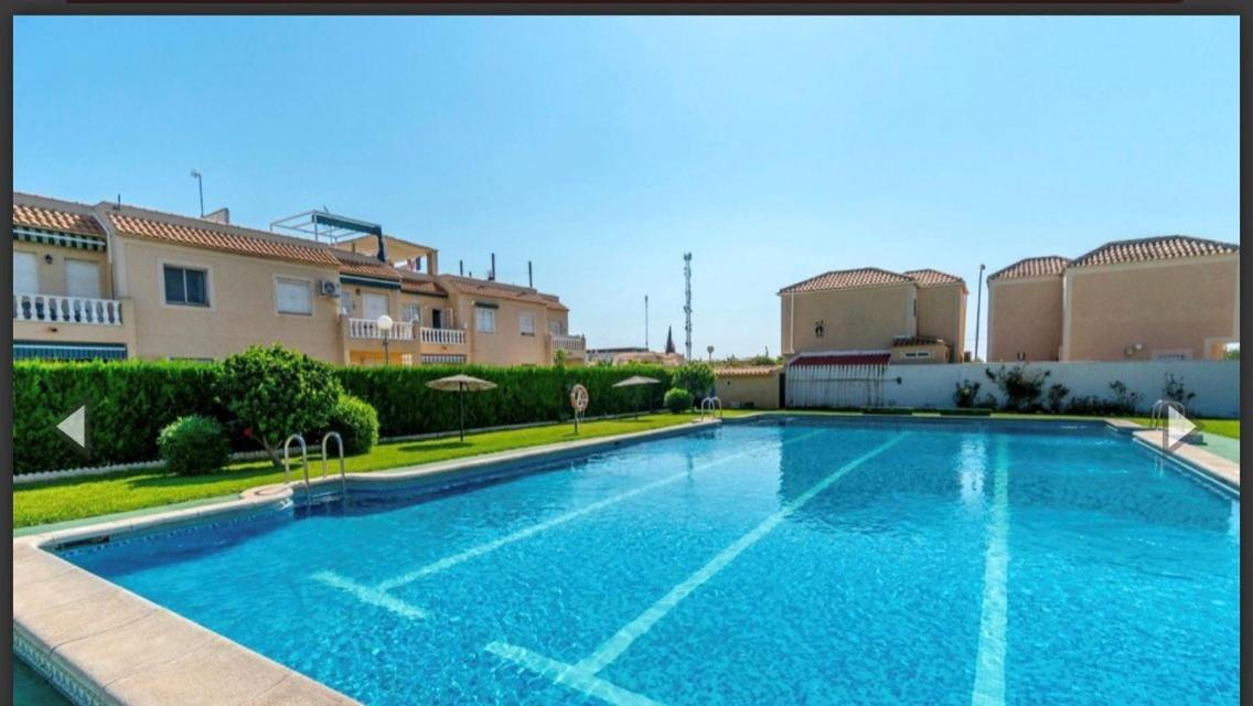 2 Bed Apartment In Paraje Natural Fase 1, Torrevieja Extérieur photo